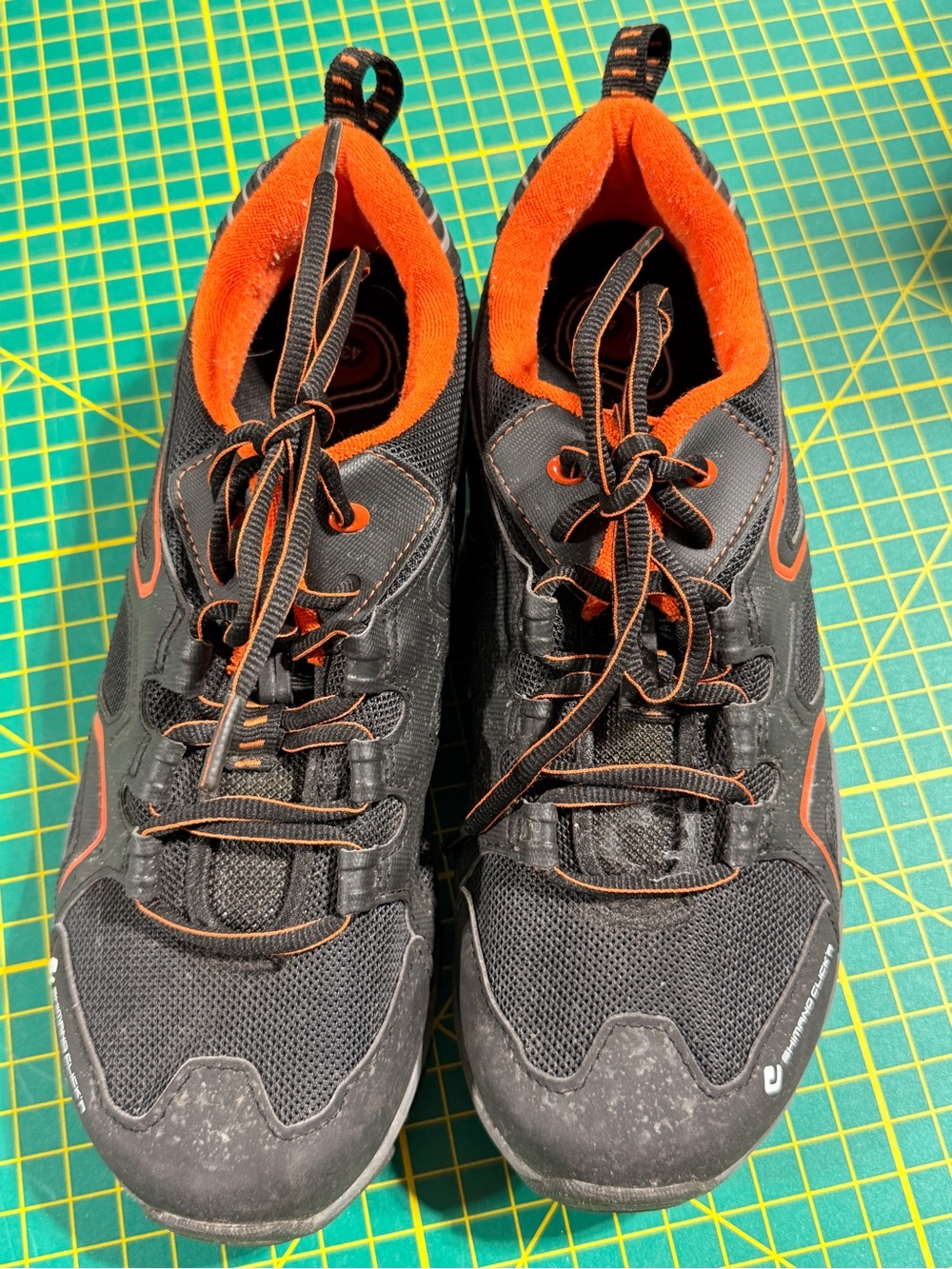 Shimano SH-CT40LO Men's Black and Orange Athletic Sneakers